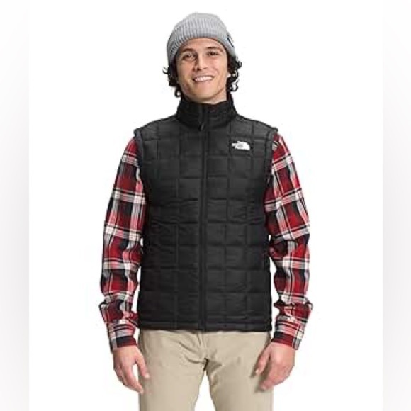 The North Face Men's Black Quilted Vest - Picture 1 of 6